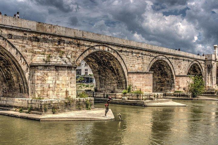 北マケドニアのスコピエへの日帰りツアー-小グループ