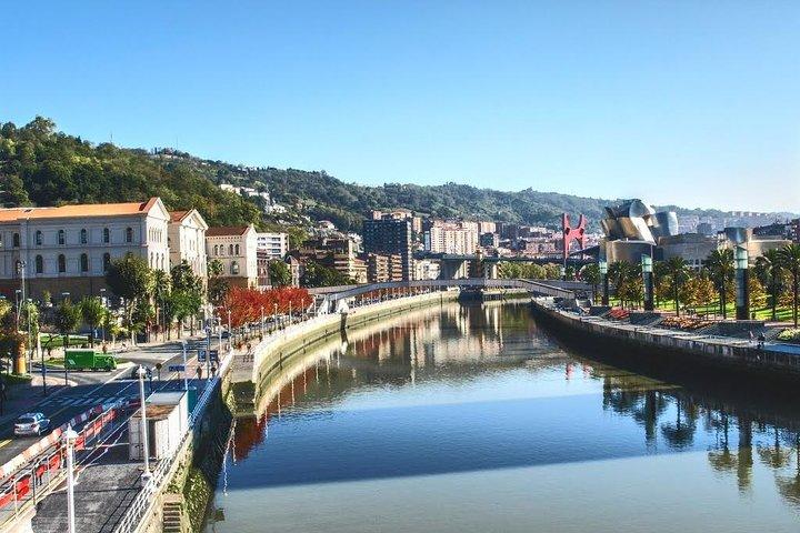 3 - Day Bilbao paket med båttur, pintxos & Guggenheim Museum