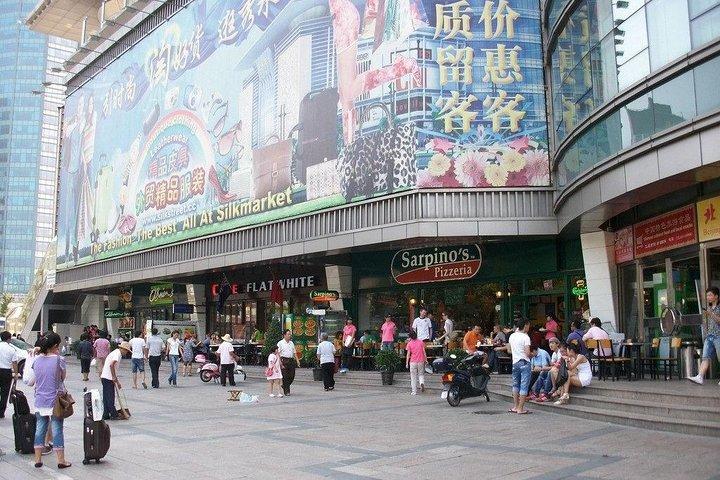 Tour privato di shopping e cultura di Pechino, incluso il mercato di Panjiayuan
