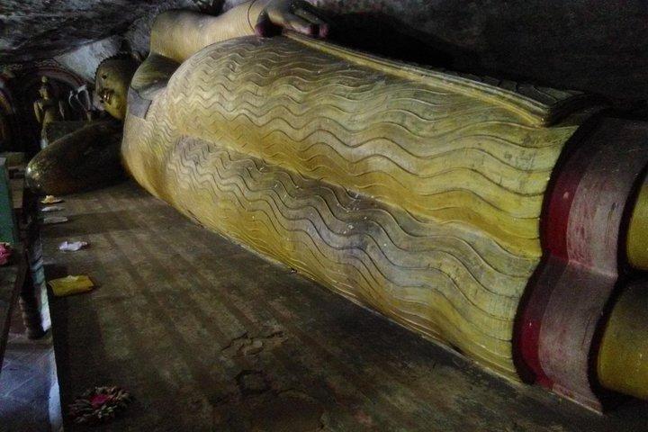 すべて込みのプライベート日帰り旅行シギリヤとダンブッラ洞窟