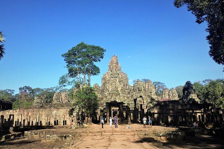 Private Angkor Wat Sunset Small tour