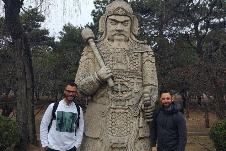 Tour di mezza giornata alle Tombe Ming Palazzo sotterraneo e percorso sacro da Pechino