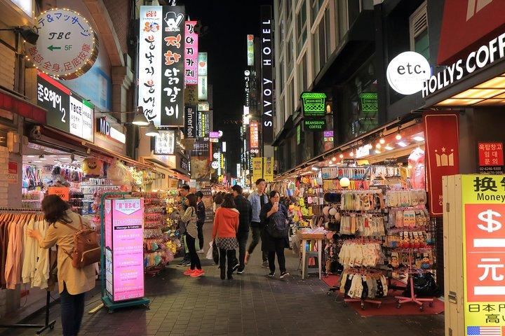 Hongdae Private Tours by Locals: 100% Personalized