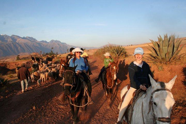 Half Day - Horseback Riding (Cusco’s 4 Ruins) – Group Service