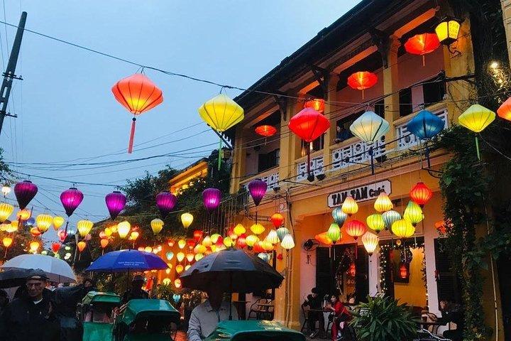 Hoi An-Rundgang mit Nachtmarkt, bunten Laternen, Bootsfahrt (PrivateTour)