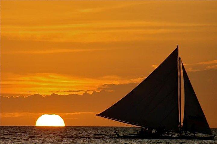 Boracay Paraw Vela Atardecer