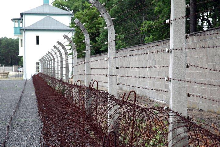 Tour privato di Berlino al Memoriale del Campo di Concentramento di Sachsenhausen