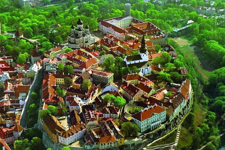 Besichtigungstour in Tallinn mit dem Bus und zu Fuß