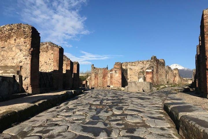 Pompeii Private Tour with Expert Guide