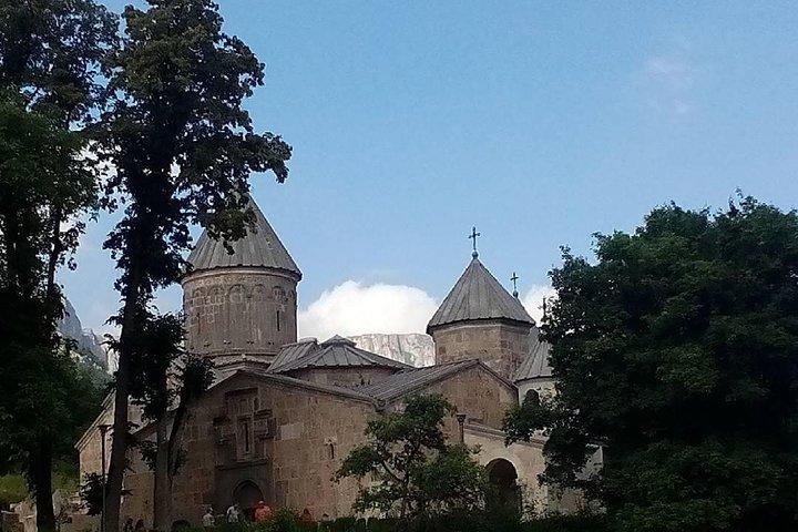 Transfert de Erevan à Tbilissi avec 2 arrêts touristiques