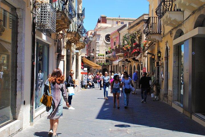 Vanuit Syracuse : Privétour Taormina en Castelmola met lunch