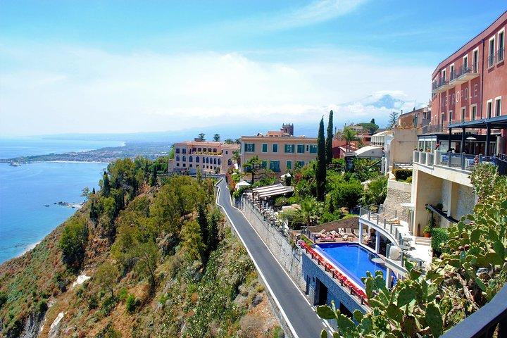 Vanuit Syracuse : Privétour Taormina en Castelmola met lunch