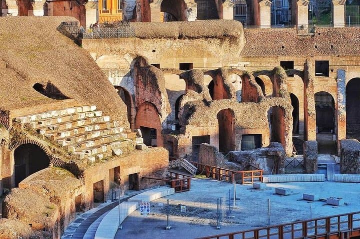 Colosseum Express Guided Tour and Ancient Rome Admission Included