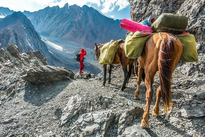 8 jours de trekking au Kirghizistan: aventure dans les montagnes d'Alay