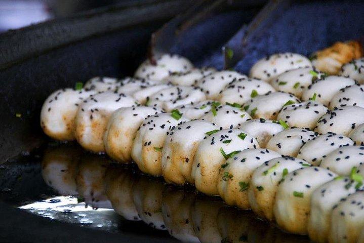6-stündiges echtes Shanghai Street Food Gathering und Sightseeing Highlight Tour