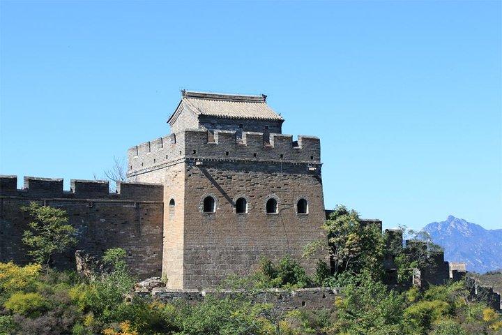 北京：金山嶺で終日小グループ長城ハイキング