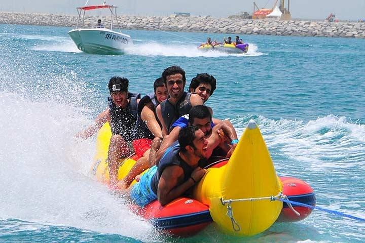 Machen Sie eine aufregende Schlauchbootfahrt in Dubai Marina