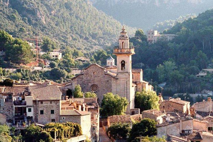 Tour completo di Maiorca in treno, tram e battello