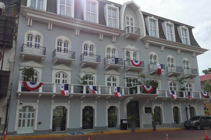 Private Historical Walking Tour through the Old Town