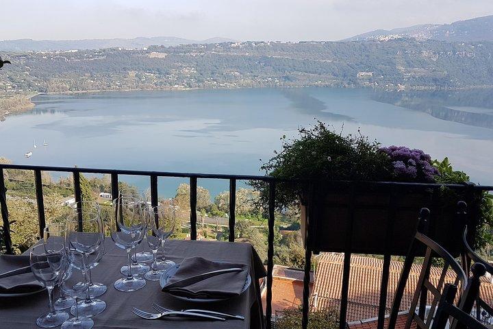Campo romano: cata de vinos y comida, tour privado de un día