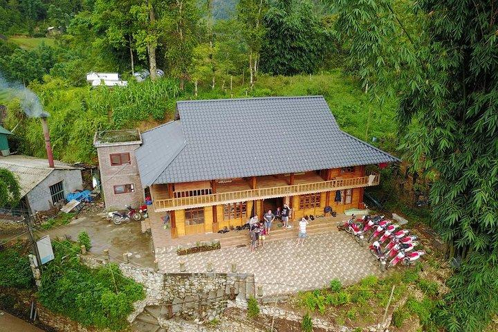 Sa Pa: 2-tägige mittelschwere Trek- und Homestay-Limousinentour ab Hanoi