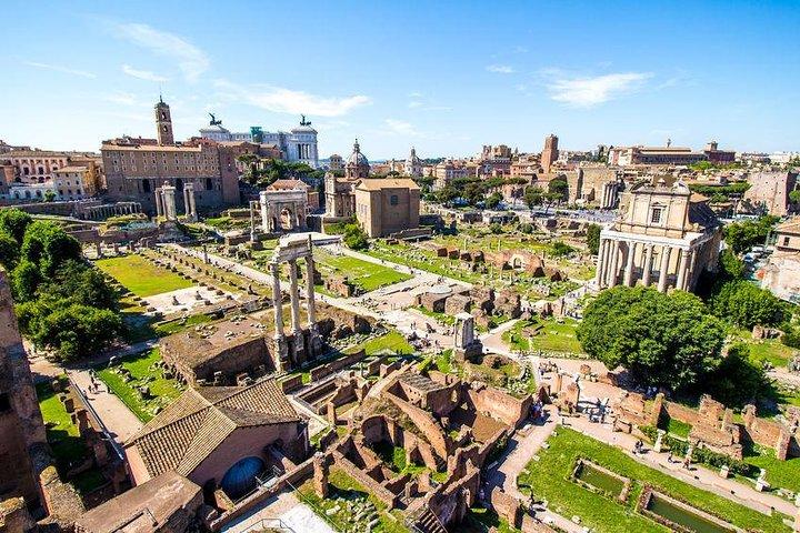 Aventura familiar: Tour privado para niños por el Coliseo y la Antigua Roma