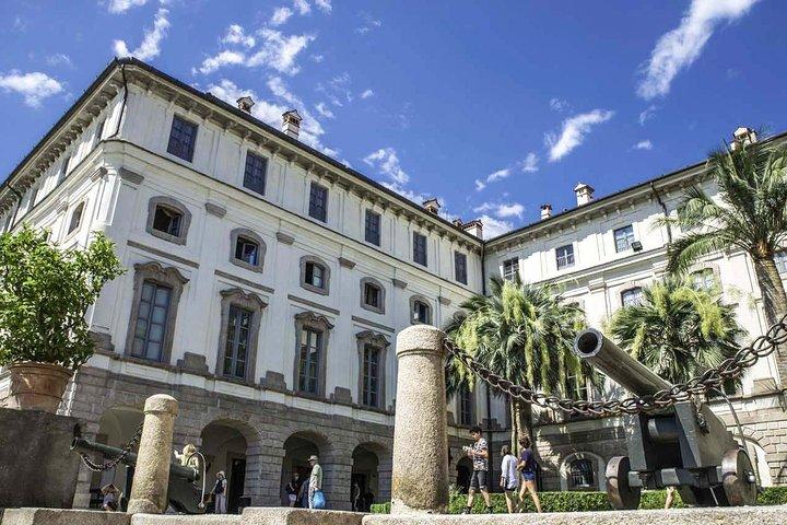 ミラノからの7日間のイタリアン・レイクスとリビエラツアー