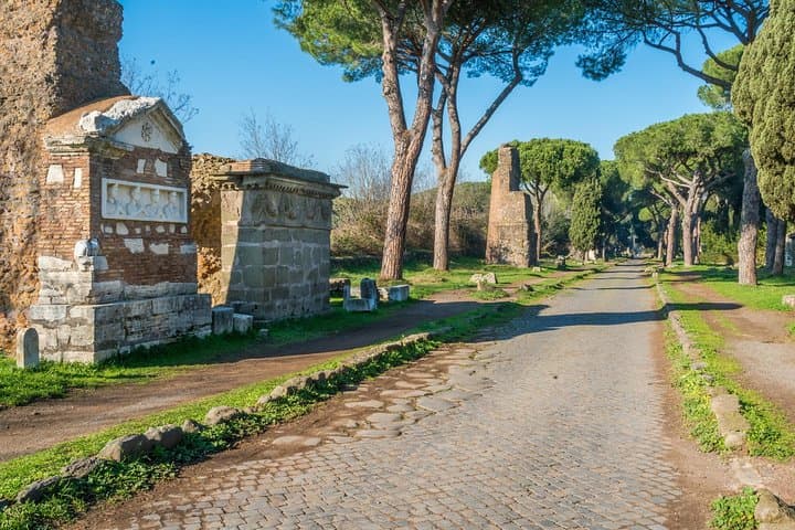 Rome E-Bike Small Group Tour of the Appian Way with Private Option