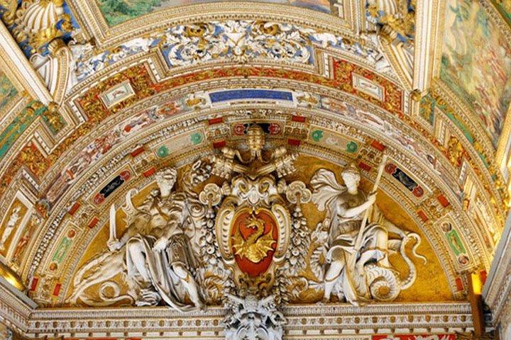 Exclusive Private Tour: Vatican Museums, Sistine Chapel, Basilica