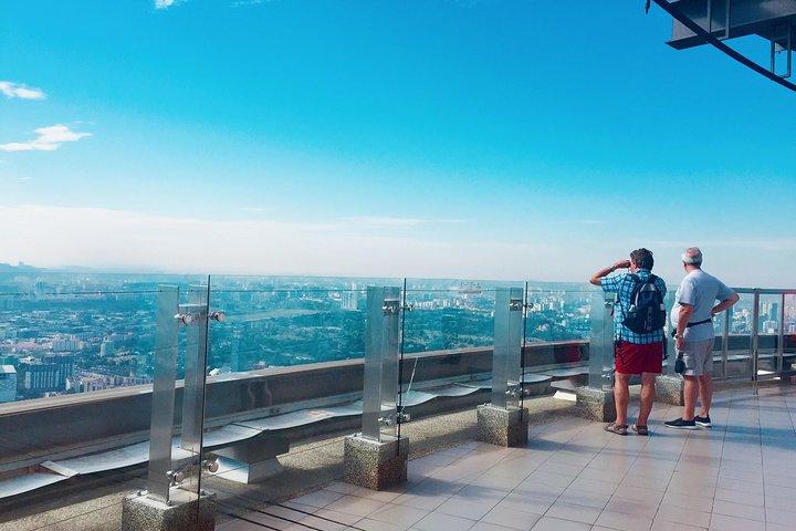 KLタワー展望台チケット（片道プライベート送迎付き）