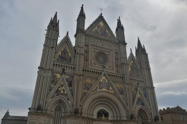 Orvieto e Civita di Bagnoregio: Private Day Trip dal porto di Civitavecchia