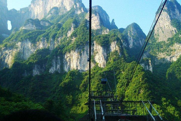 Excursión privada de 4 días a Zhangjiajie: Gran Cañón y Montaña Tianmen