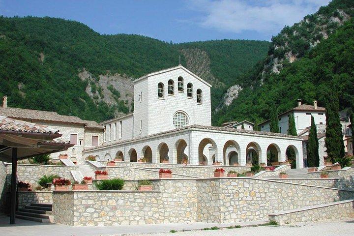 Cascia et Spoleto de Rome: Profitez d'une visite privée d'une journée
