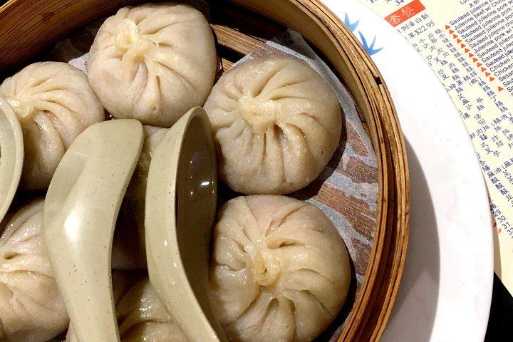 Knödel nach Dim Sum : Essen und Geschichte Tour durch Bostons Chinatown