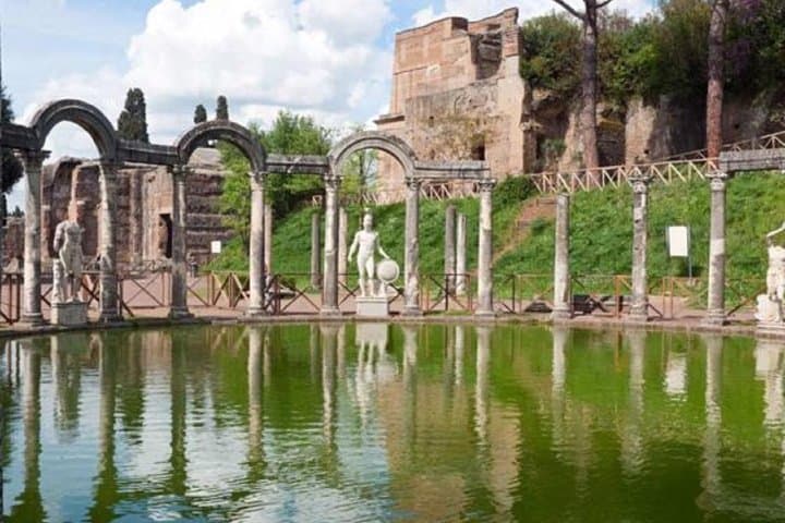 Tivoli from Rome: Hadrian's Villa and Villa d'Este, Half Day Tour