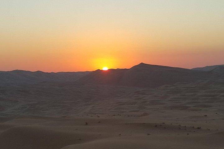 Abu Dhabi: Sunrise Desert Safari Experience