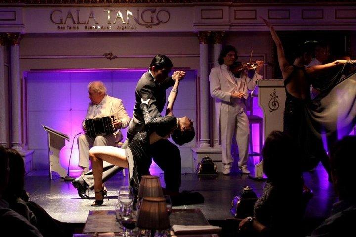 Cena Show en Gala Tango con Transfer opcional