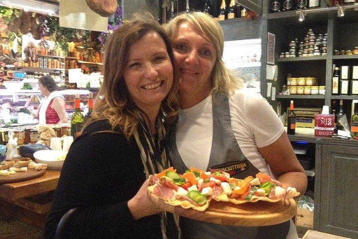 Florence Food Tour met Farmers Market Bezoek City Sightseeing en Wine Tasting