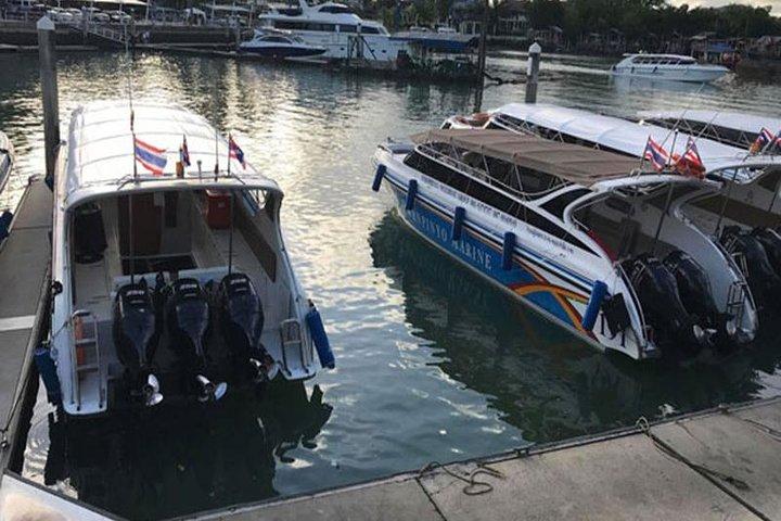Charters de vedette privée à la baie de Phang Nga, île James Bond