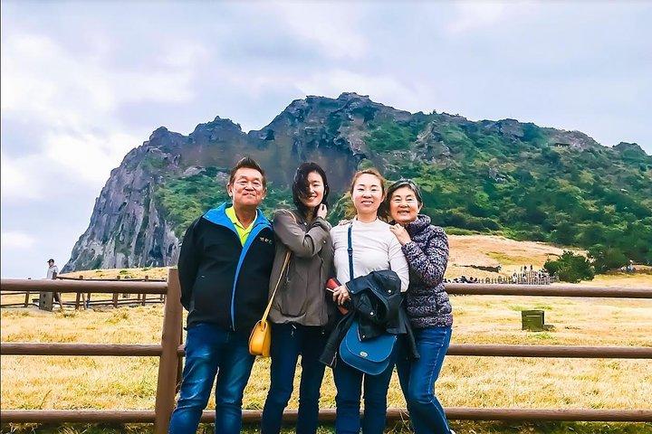 Jeju Island Privat halvdagstransport: Kun attraktioner i øst