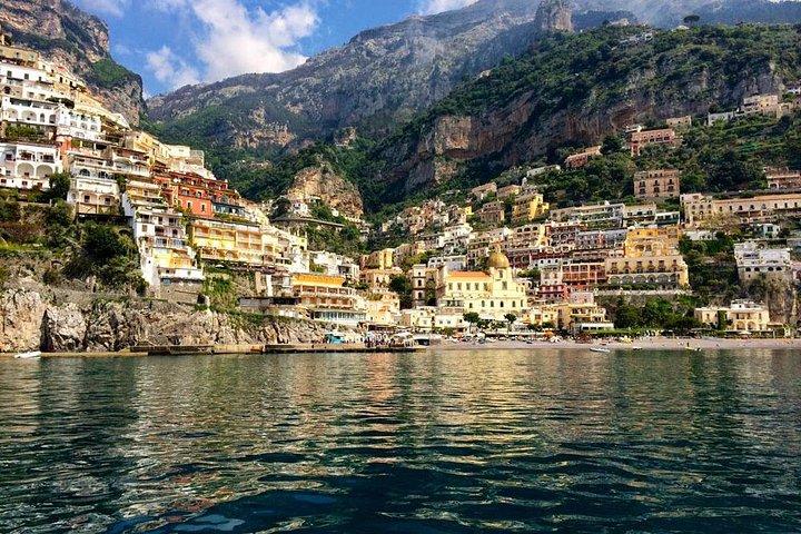 Cruzeiro Privado de Dia Inteiro pela Costa Amalfitana saindo de Positano ou Praiano