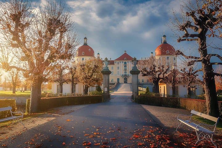 Berlin-Prague One-Way Sightseeing Day Tour