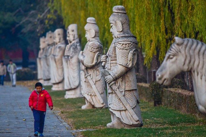 Sacred Way-Ming Tomb - Huanghuacheng Great wall Day Tour