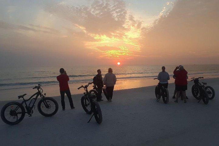 Excursion au coucher du soleil en vélo électrique Siesta Key