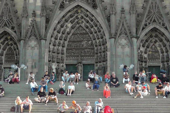 Découvrez la vieille ville de Cologne : Visite d'histoire, de culture et de cathédrale