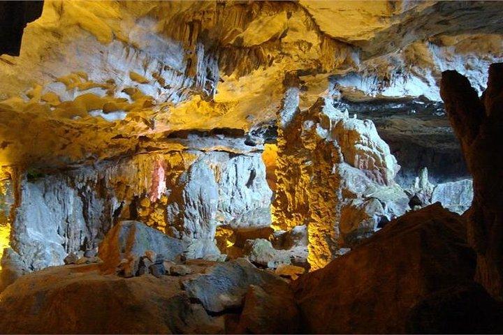Halong Bay Full Day Com Caverna, Caiaque E Natação - Transferência Rodoviária
