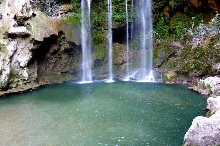 Excursión a las cascadas y al Puente de Dios de Akchour