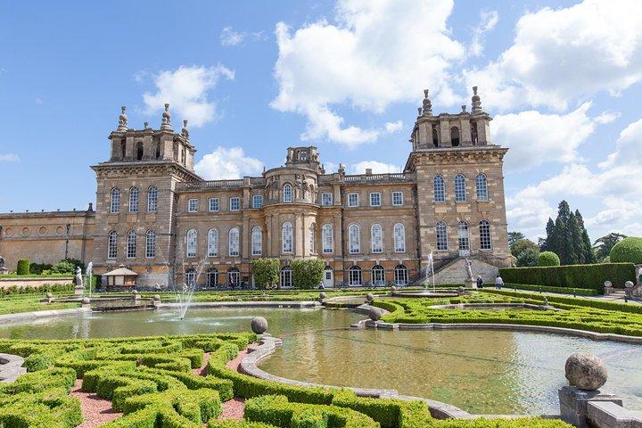 ロンドン発コッツウォルズとブレナム宮殿日帰り旅行