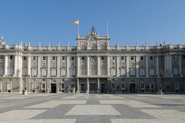 Madrids höjdpunkt och Kungliga slottets privata rundtur med hotellets upphämtning