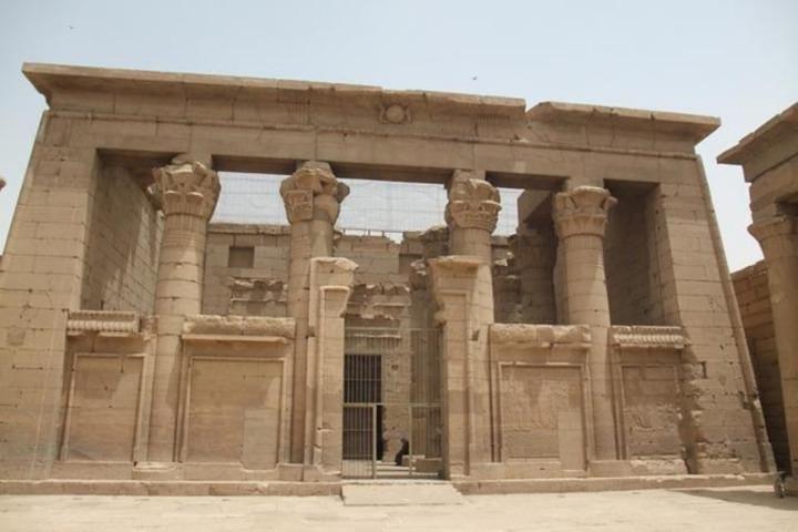 Tour naar Dendera en Medinet Habu